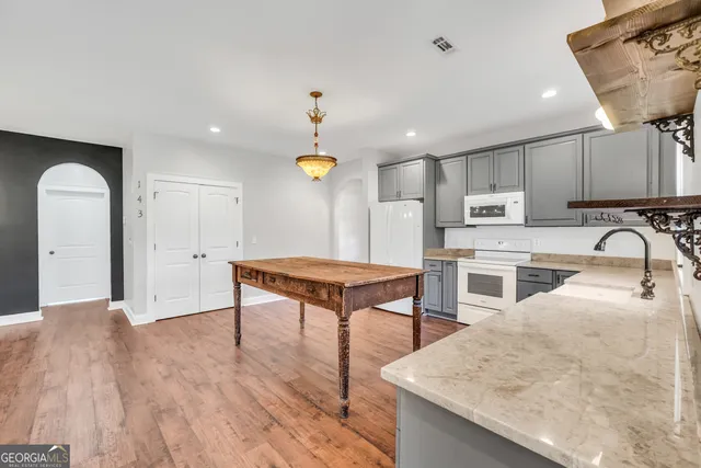 $520,000 | 200 Douglas Creek Road, Flovilla, GA 30216