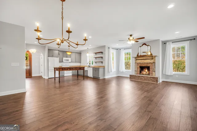 $520,000 | 200 Douglas Creek Road, Flovilla, GA 30216