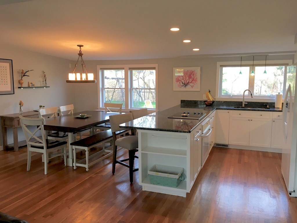 5 Valley Road Southborough, MA 01772 - Photo 4 of 30 Gallery Image 4