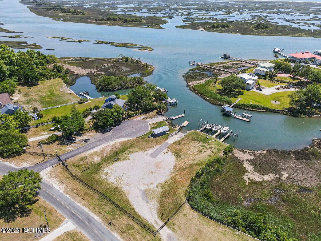 309 Center Drive Hampstead, NC 28443 - Photo 33 of 37 Quick Intracoastal Access