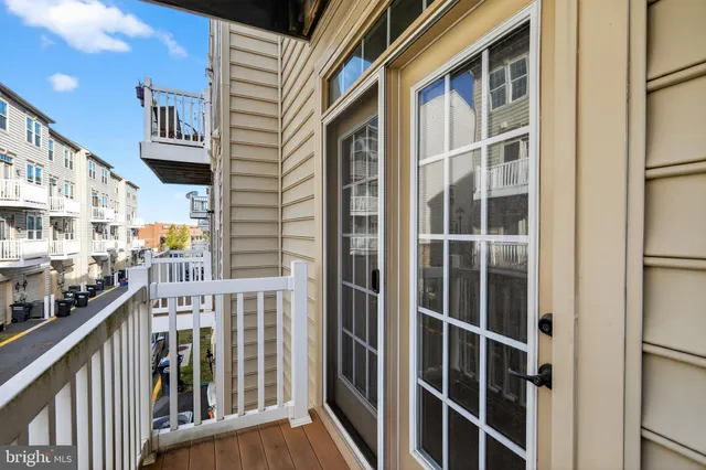 $475,000 | 6932 Kona Drive, Gainesville, VA 20155