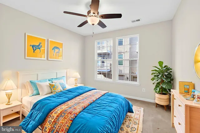 $475,000 | 6932 Kona Drive, Gainesville, VA 20155