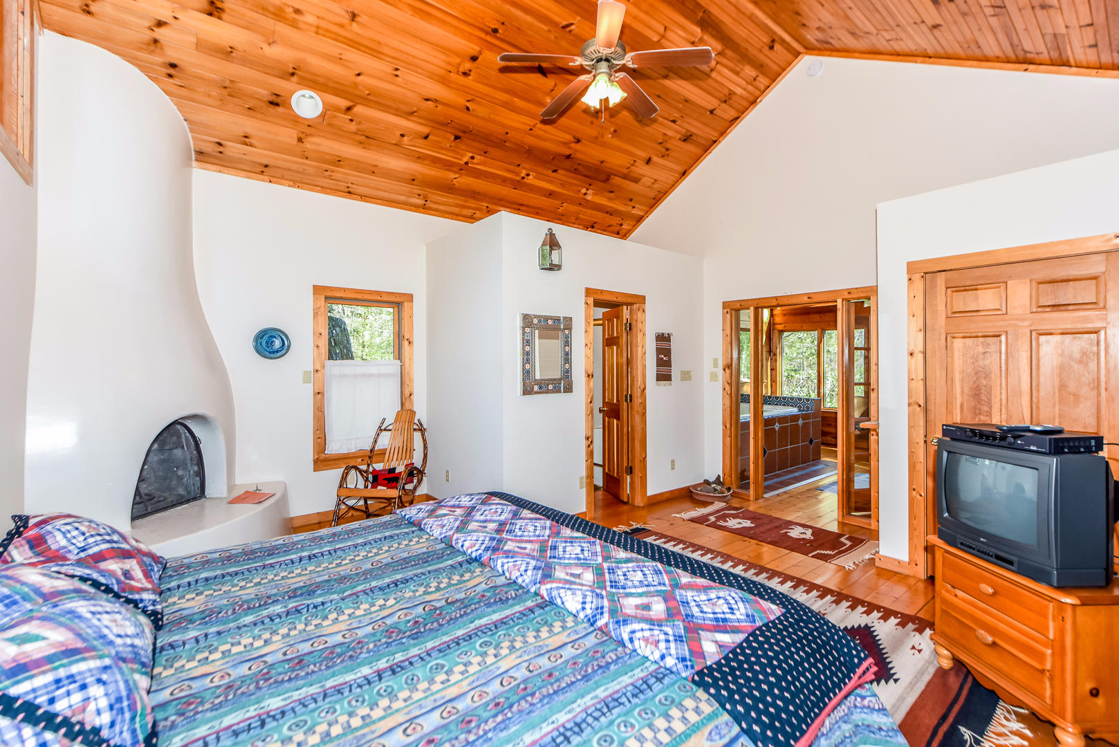 148 Sequoyah Village Road Townsend, TN 37882 - Photo 8 of 13 DSC_8599