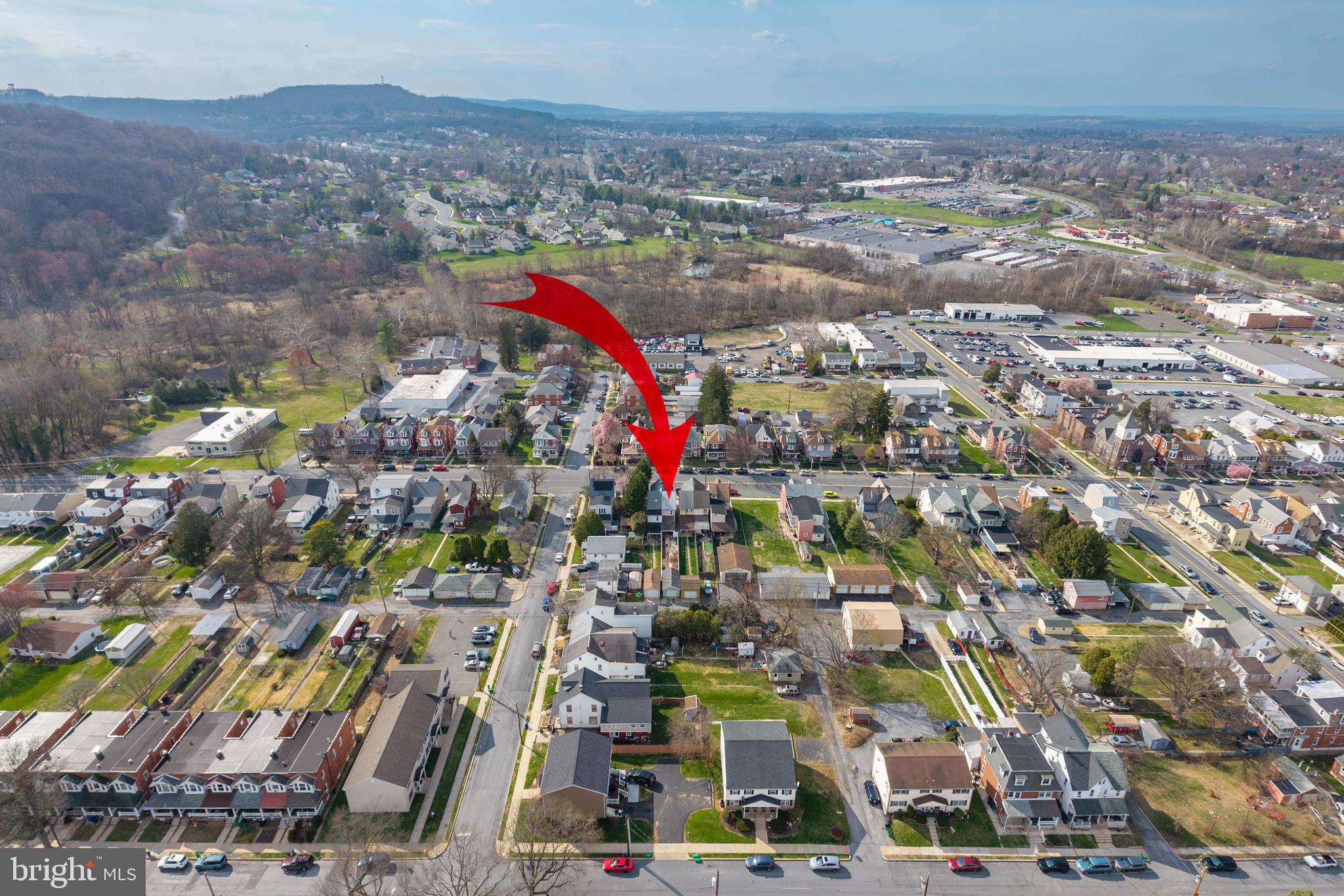 239 South Wyomissing Avenue Reading, PA 19607 - Photo 33 of 35