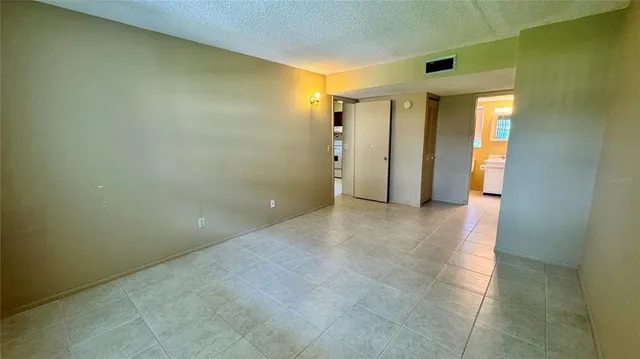 $65,000 | 1100 East Caroline Street, Unit 123, Tavares, FL 32778