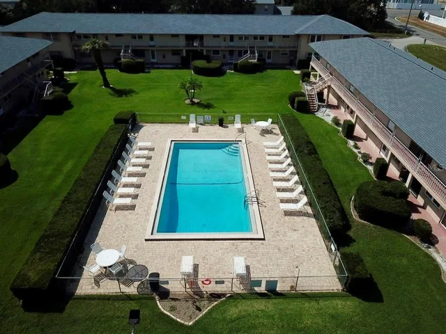 $65,000 | 1100 East Caroline Street, Unit 123, Tavares, FL 32778