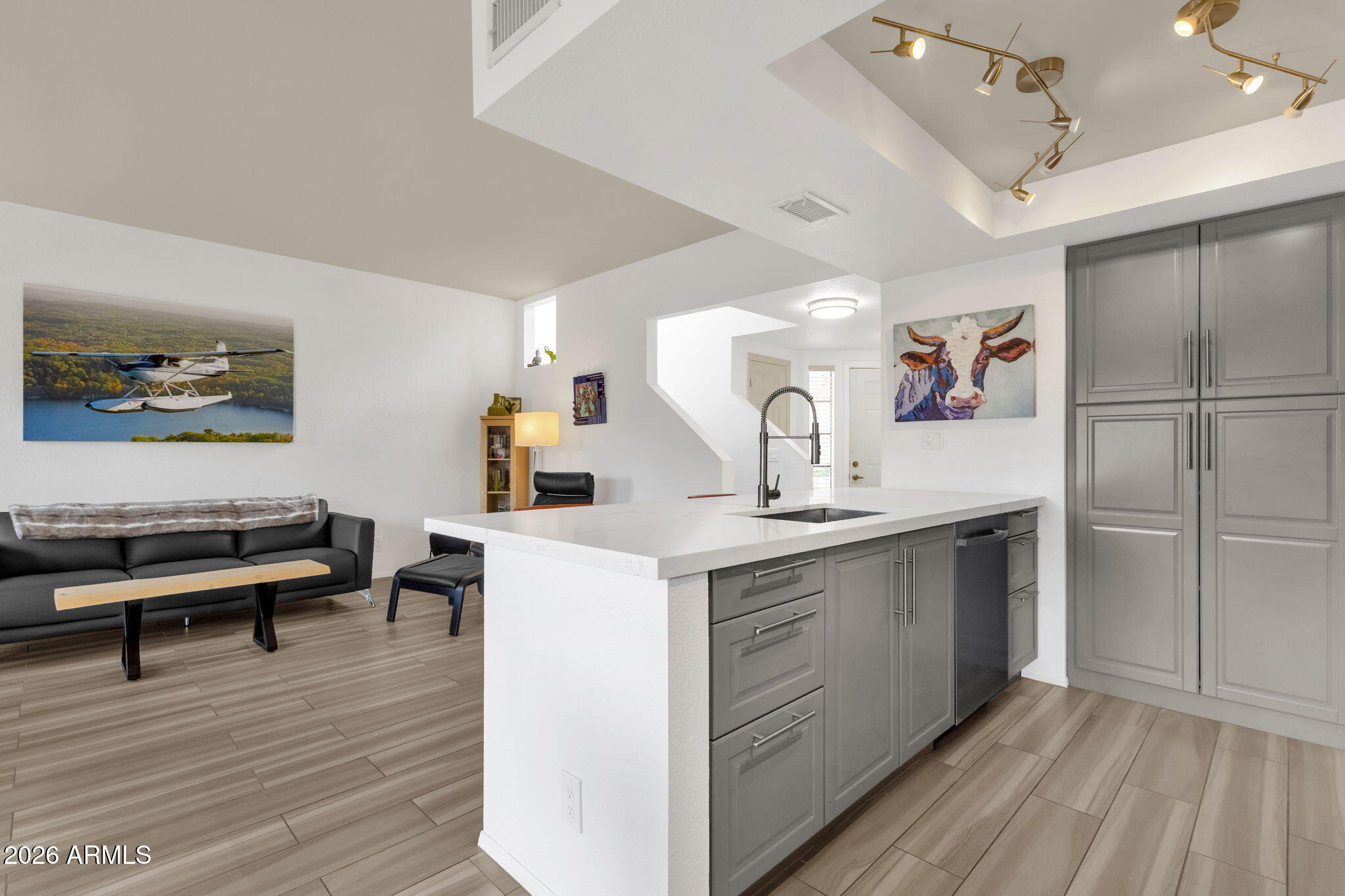 9705 East Mountain View Road, Unit 1040 Scottsdale, AZ 85258 - Photo 14 of 32 16-web-or-mls-9705-e-mountain-view-rd-10