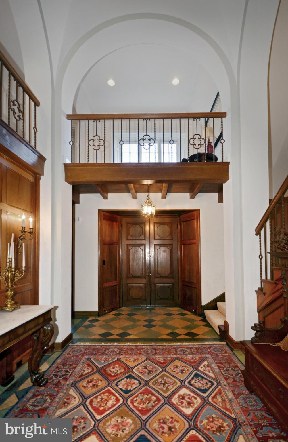 5222 Springlake Way Baltimore, MD 21212 - Photo 3 of 30 Grand Foyer
