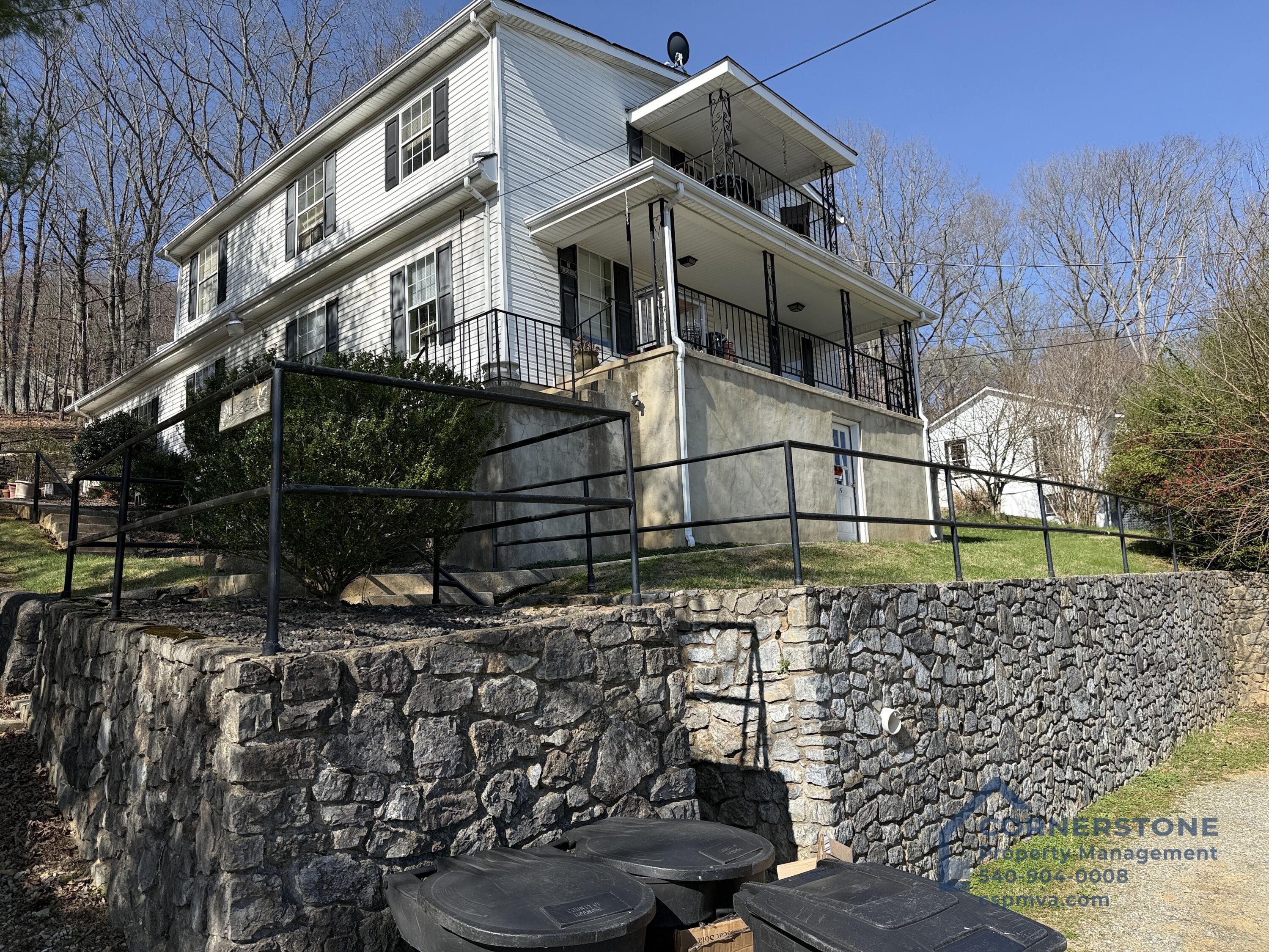 4335 Yellow Mountain Road, Unit 2 Roanoke, VA 24014 - Photo 4 of 10 IMG_0332