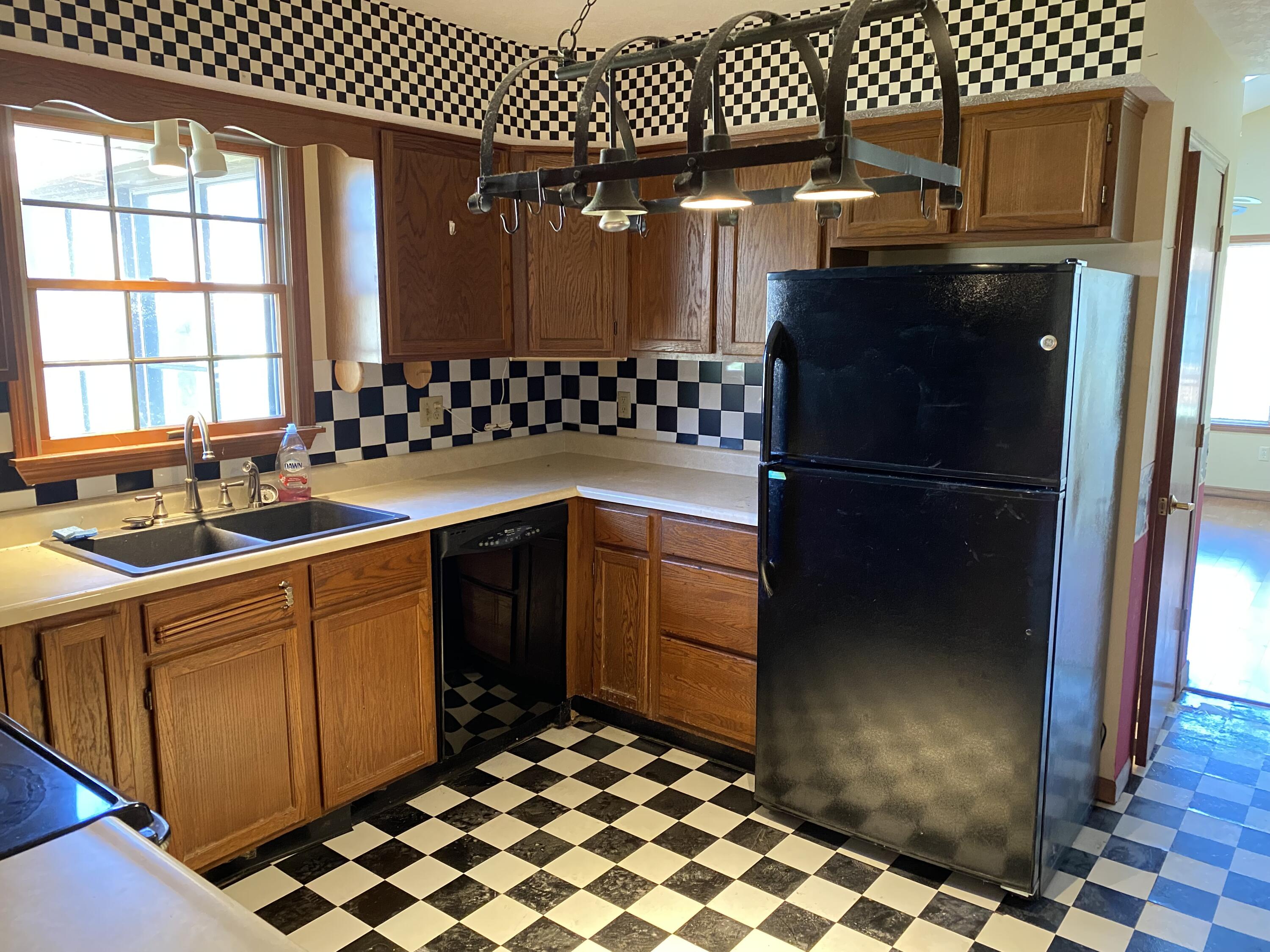 1668 Fox Ridge Drive, Unit 56 Springfield, OH 45503 - Photo 3 of 18
