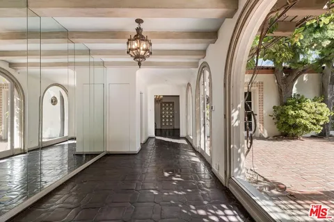 a view of a interior of the house