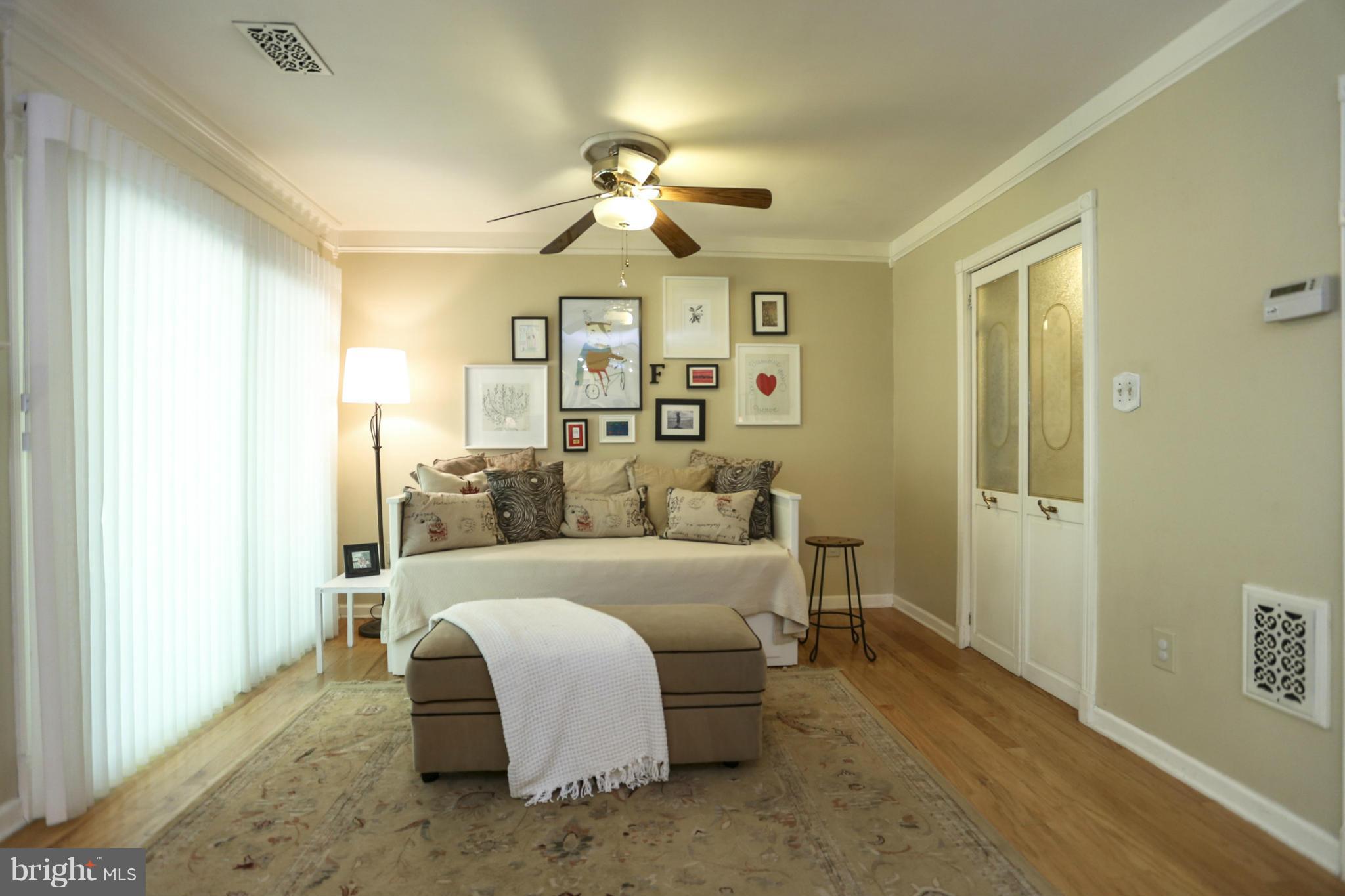 5417 Aylor Road Fairfax, VA 22032 - Photo 15 of 30 Family Room