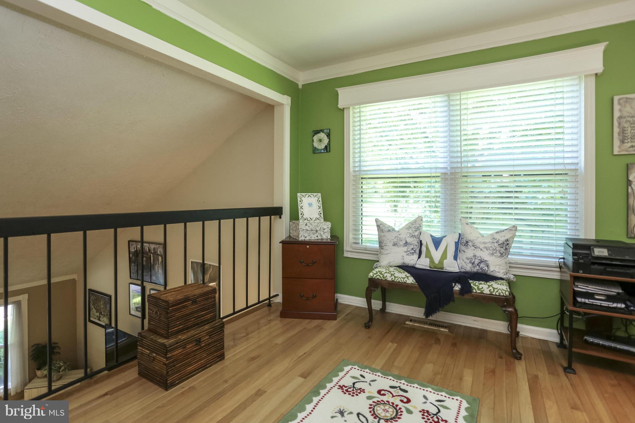 5417 Aylor Road Fairfax, VA 22032 - Photo 21 of 30 Loft, Perfect for Office or Studio!