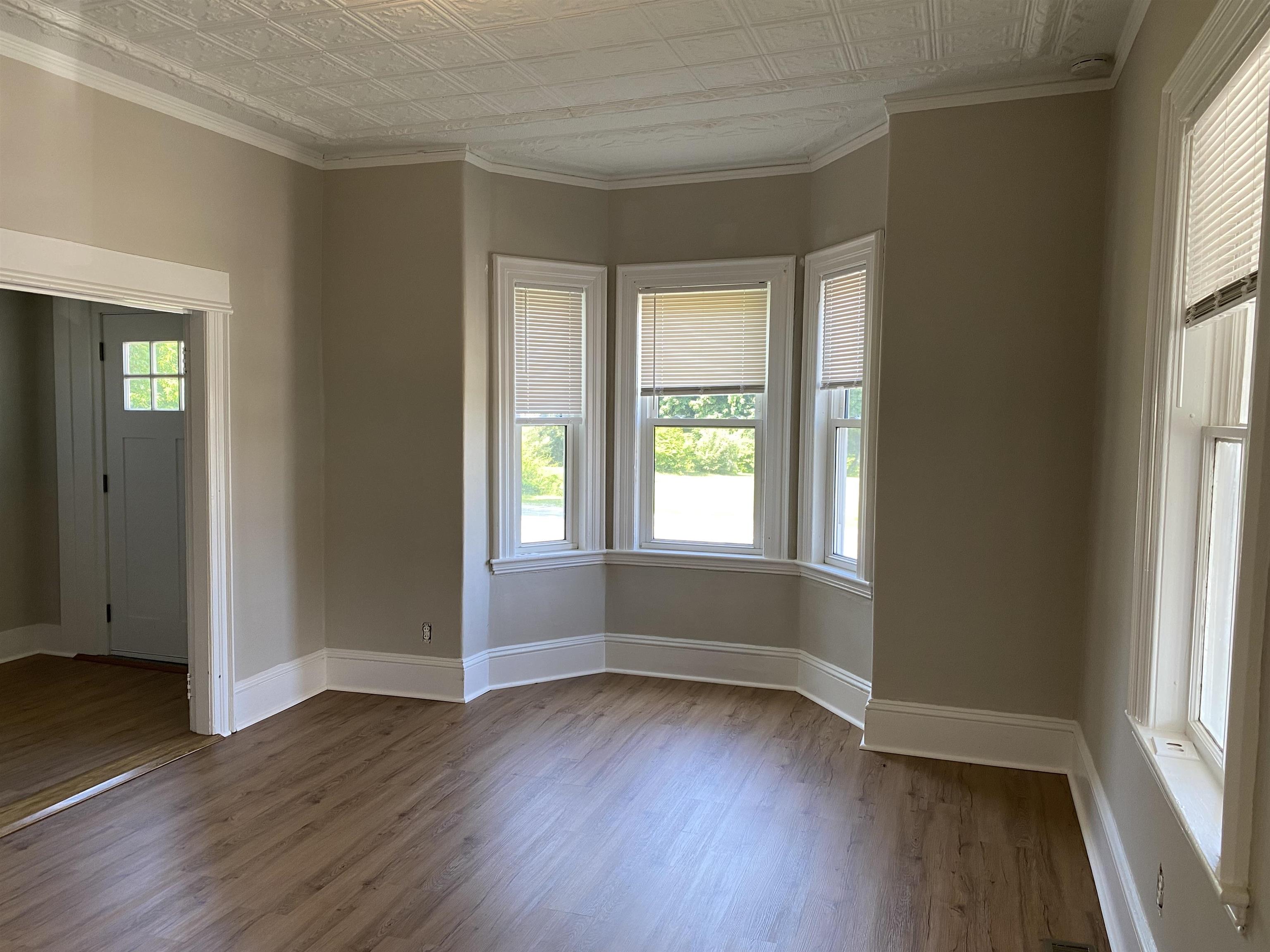 31 Dover Point Road Dover, NH 03820 - Photo 15 of 28