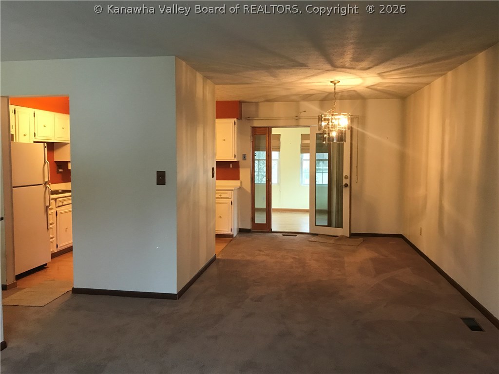 37 Lower Falls Road St. Albans, WV 25177 - Photo 6 of 25 Gallery Image 6