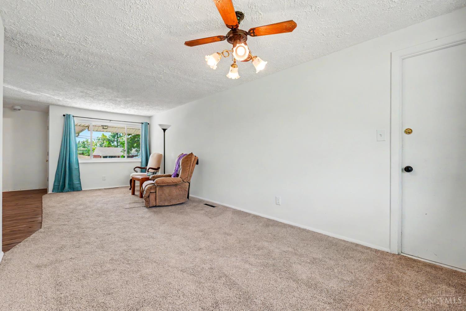 12093 Benadir Road Springdale, OH 45246 - Photo 3 of 29 Gallery Image 3