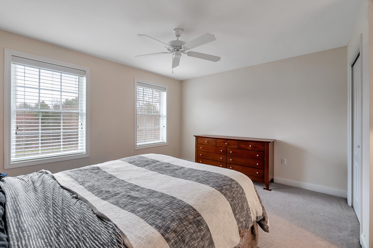103 Lawrence Corner Road Pelham, NH 03076 - Photo 22 of 33