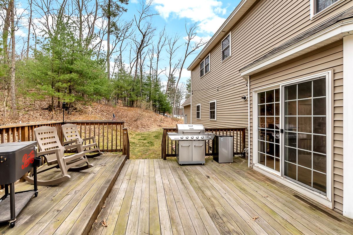 103 Lawrence Corner Road Pelham, NH 03076 - Photo 31 of 33