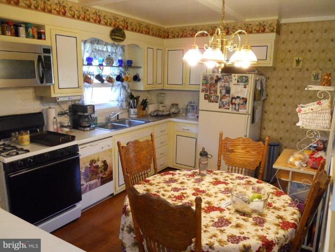 403 Harrington Road Bel Air, MD 21015 - Photo 2 of 7 Kitchen