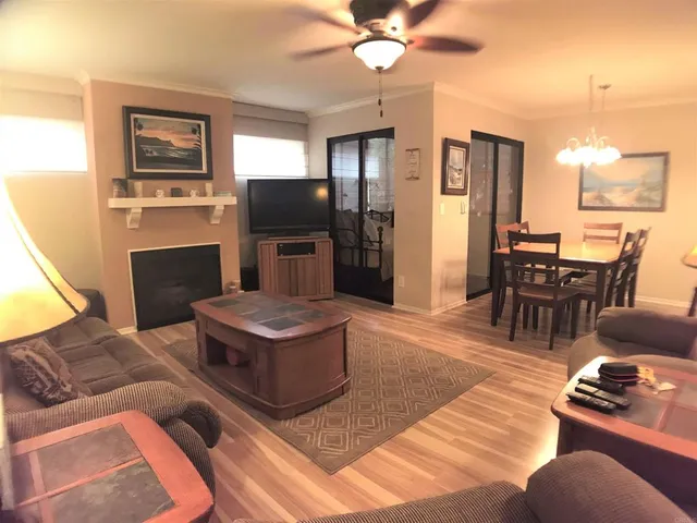 $4,500 | 911 E Avenue, Unit 203, Coronado, CA 92118