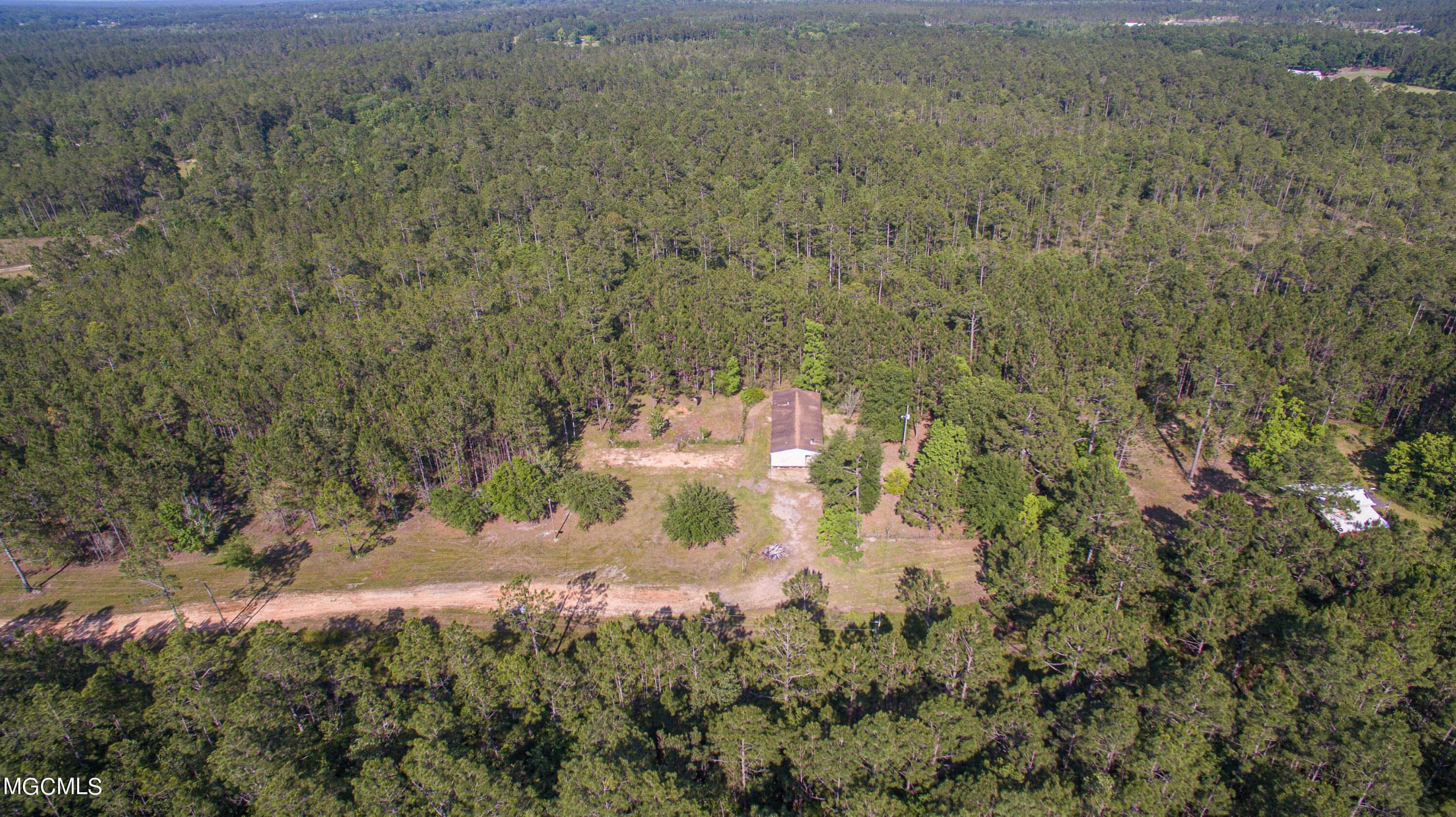 5800 Big Point Road Moss Point, MS 39562 - Photo 8 of 11 Big Point Road-103