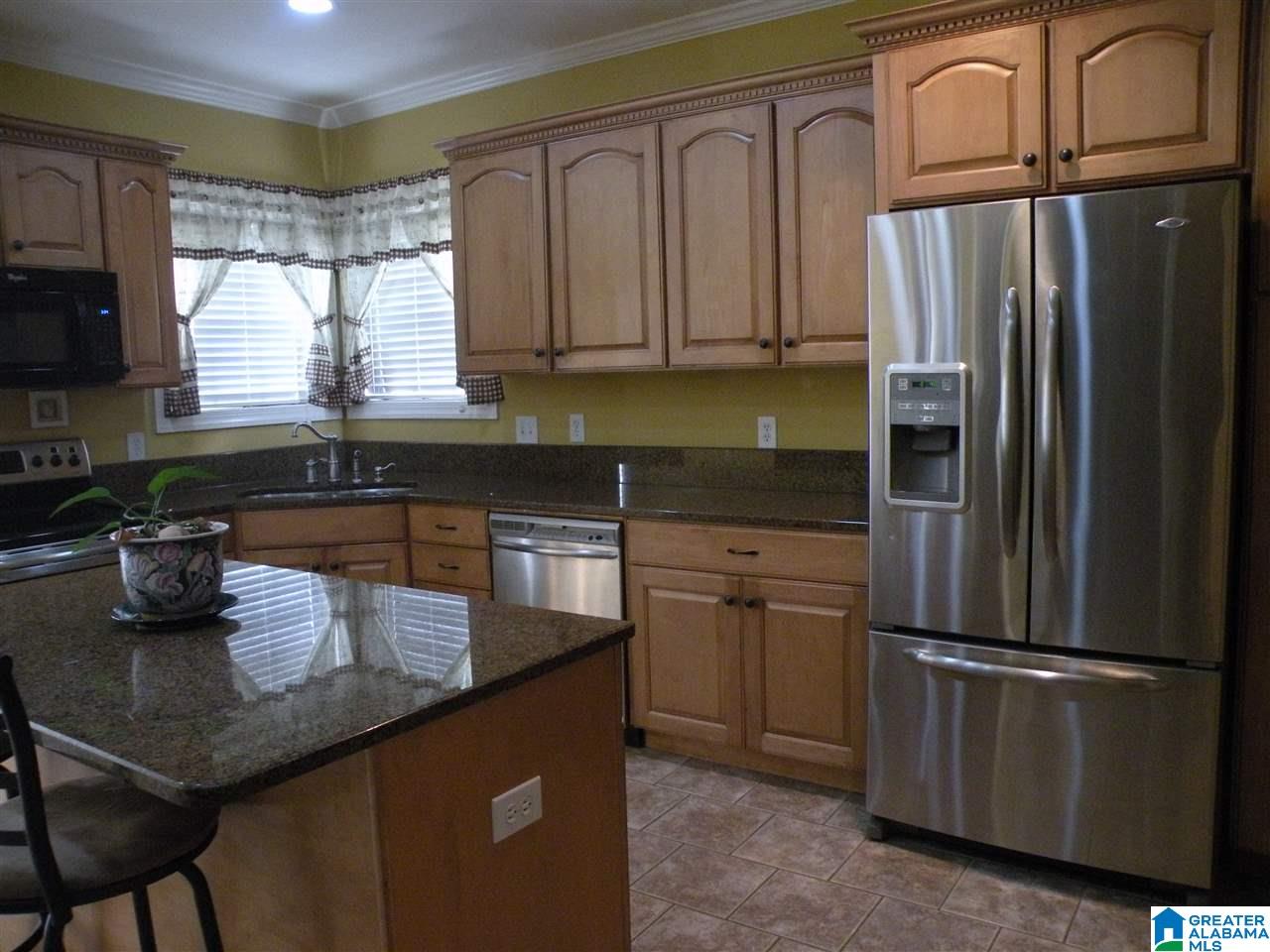 115 Savannah Ridge Sylacauga, AL 35150 - Photo 9 of 34