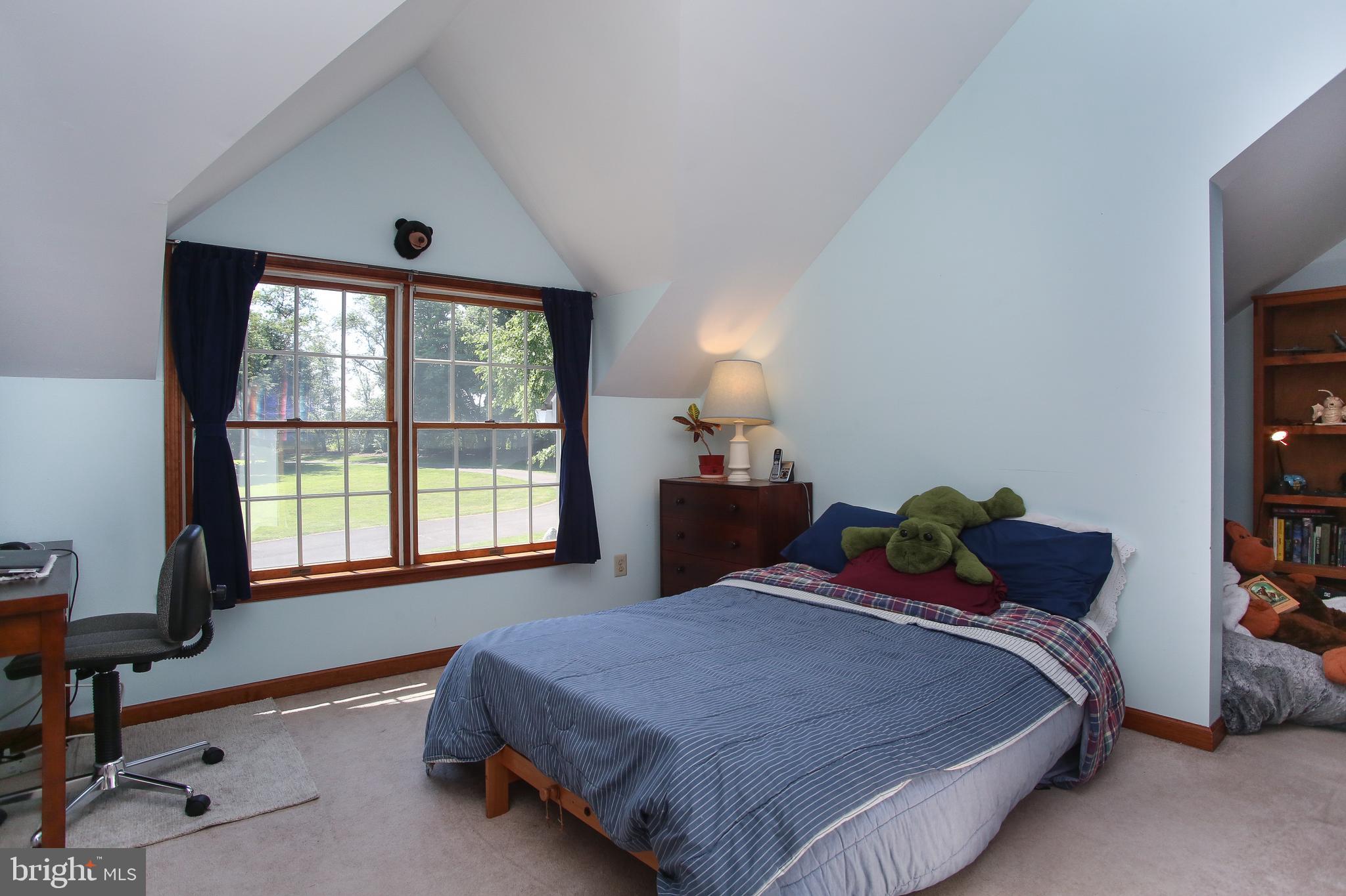1126 Sweetbriar Road Perkasie, PA 18944 - Photo 21 of 51 Bedroom 3 w/ Nook