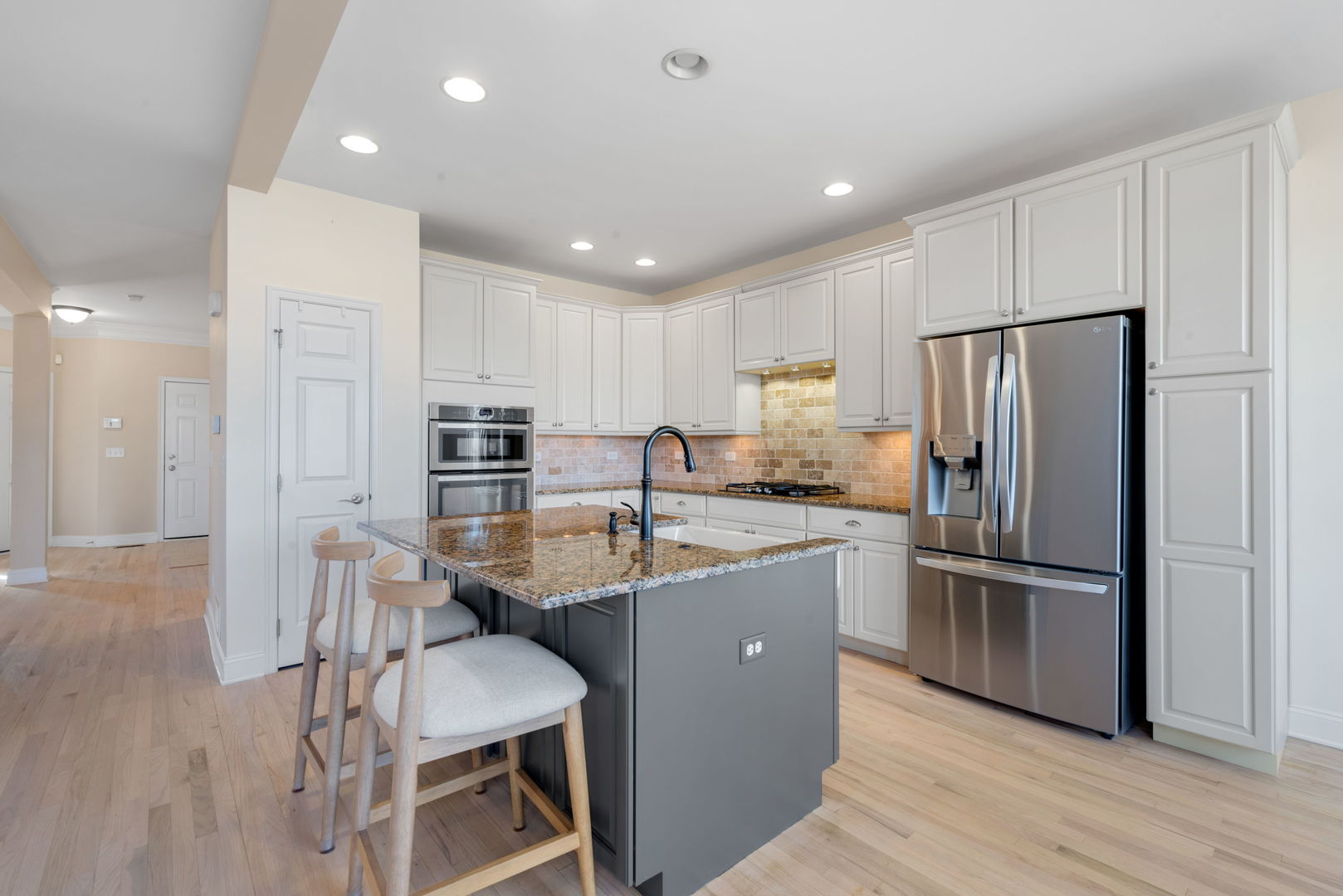 1159 Falcon Ridge Drive Elgin, IL 60124 - Photo 8 of 29