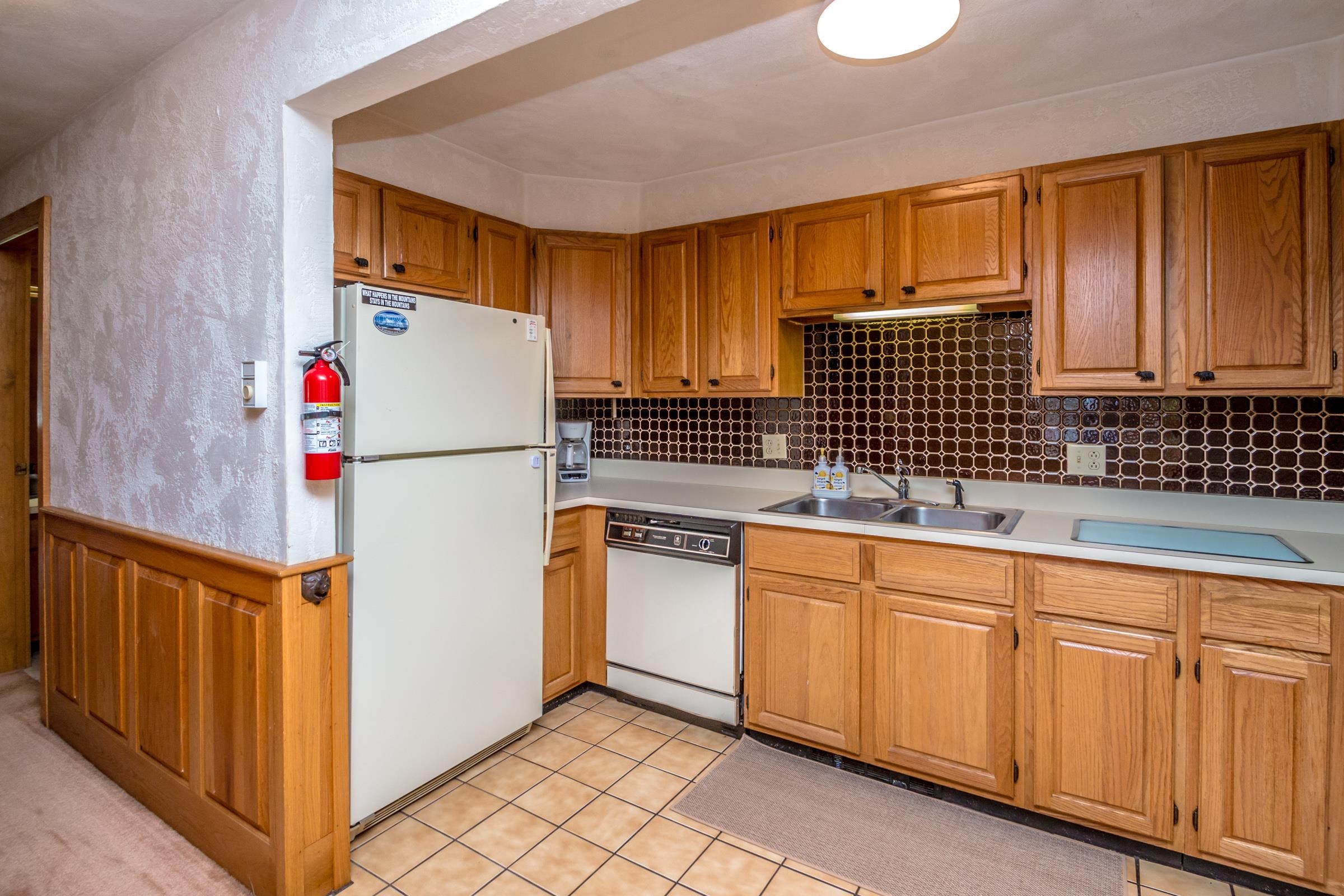 27 Christmas Mountain Road, Unit G27 Intervale, NH 03845 - Photo 5 of 39 Gallery Image 5