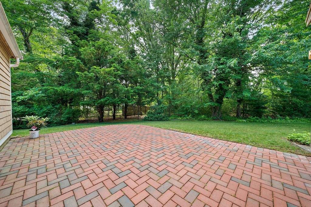 140 Holly Road Marshfield, MA 02050 - Photo 29 of 32 Gallery Image 29