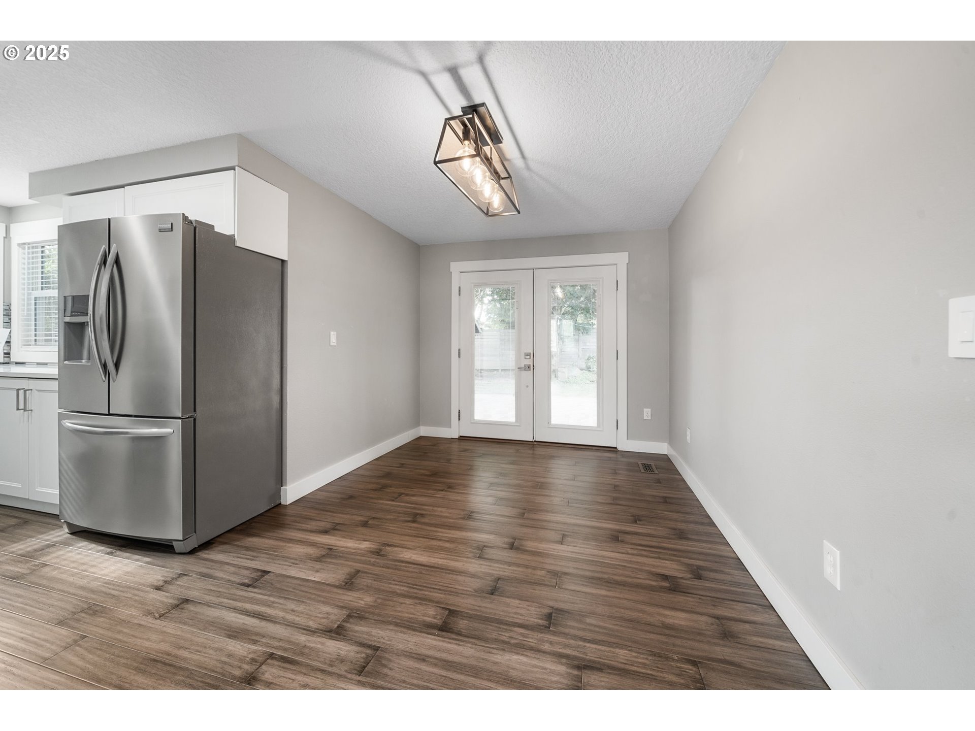 7913 Southwest Racquet Court Wilsonville, OR 97070 - Photo 11 of 32 Gallery Image 11