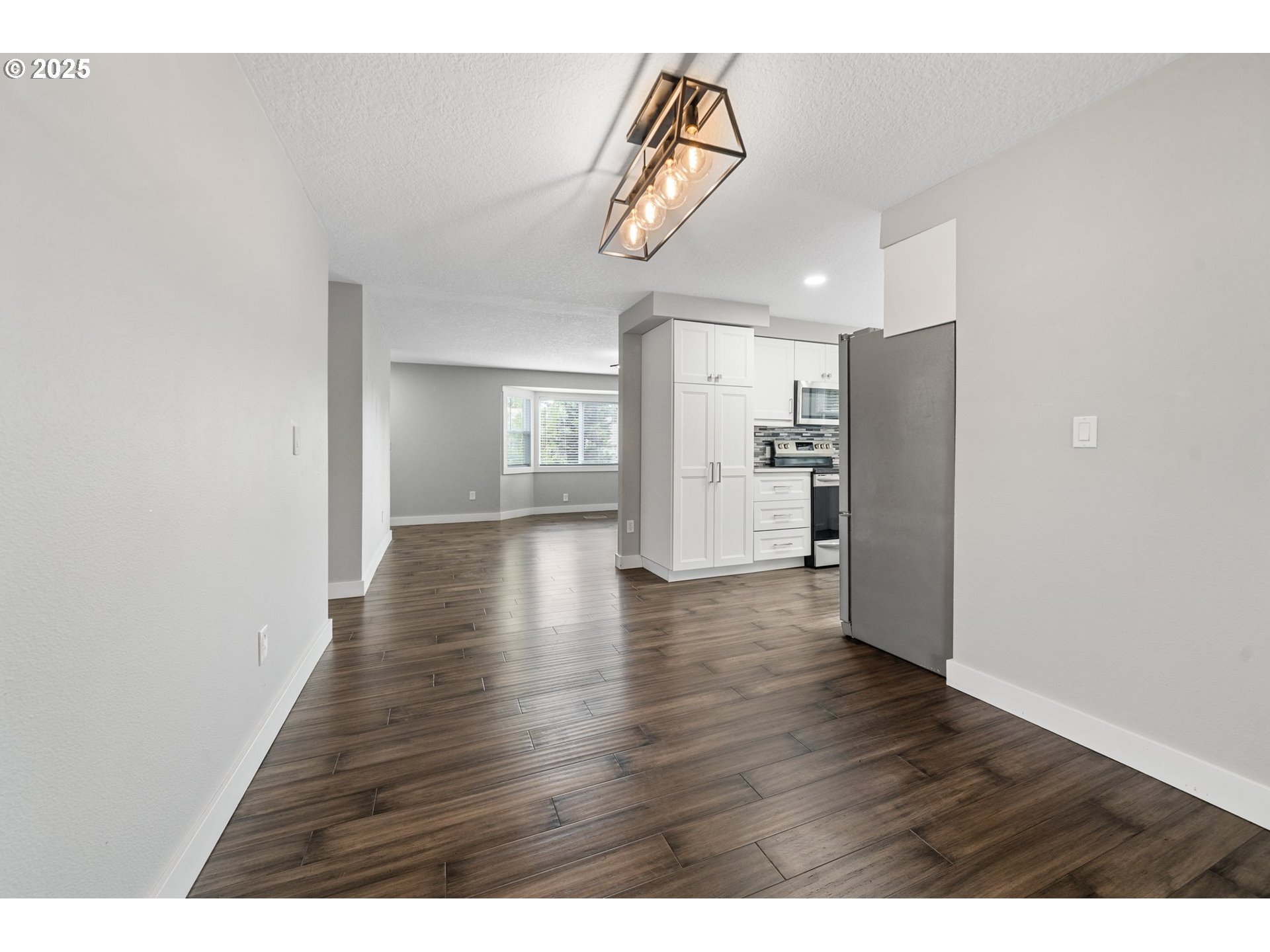 7913 Southwest Racquet Court Wilsonville, OR 97070 - Photo 12 of 32 Gallery Image 12