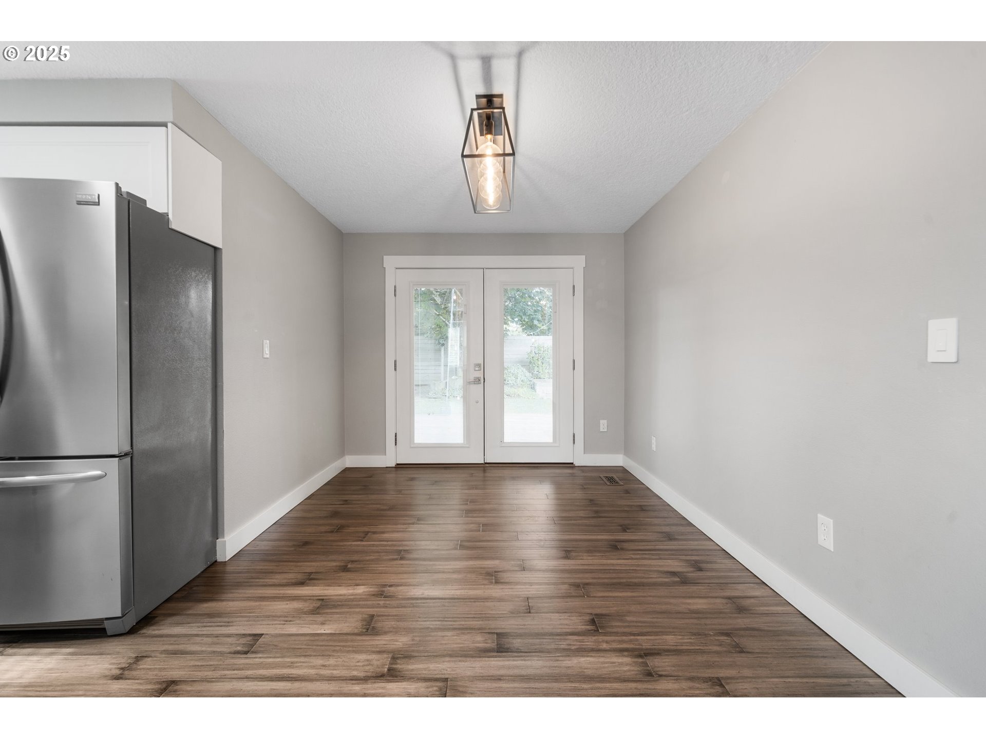 7913 Southwest Racquet Court Wilsonville, OR 97070 - Photo 10 of 32 Gallery Image 10