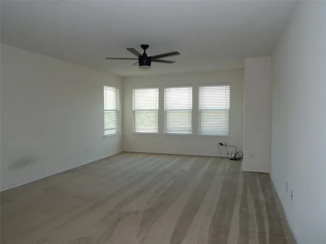 $2,400 | 358 Alamosa Drive, Georgetown, TX 78626