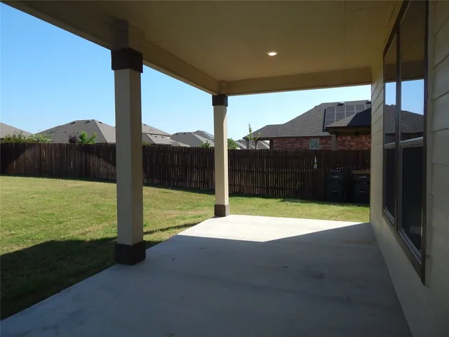 $2,400 | 358 Alamosa Drive, Georgetown, TX 78626