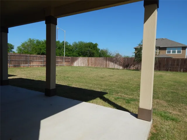$2,400 | 358 Alamosa Drive, Georgetown, TX 78626