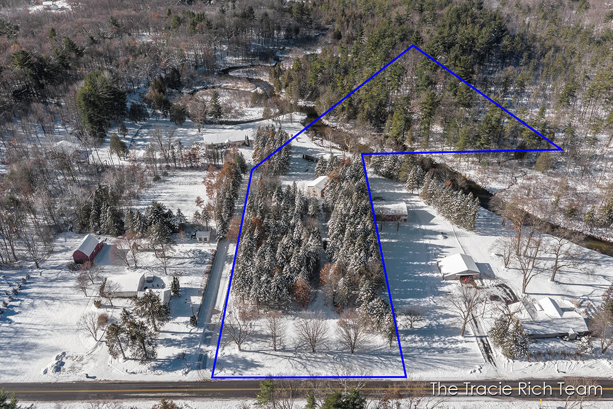 11582 Riehl Way Greenville, MI 48838 - Photo 21 of 30 IMG_1000