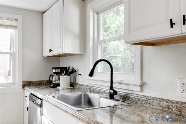 $325,000 | 2412 Swartwout Avenue, Henrico, VA 23228