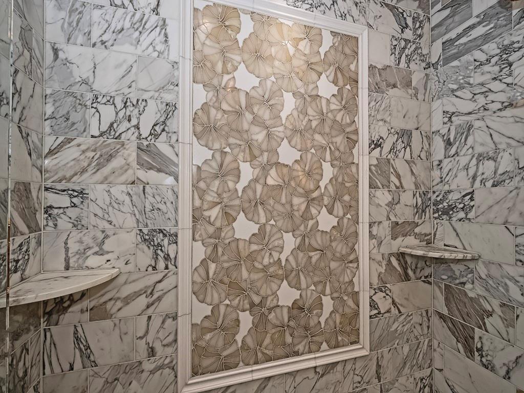 1174 Washington Road Pittsburgh, PA 15228 - Photo 21 of 47 a bathroom with a bathtub and shower