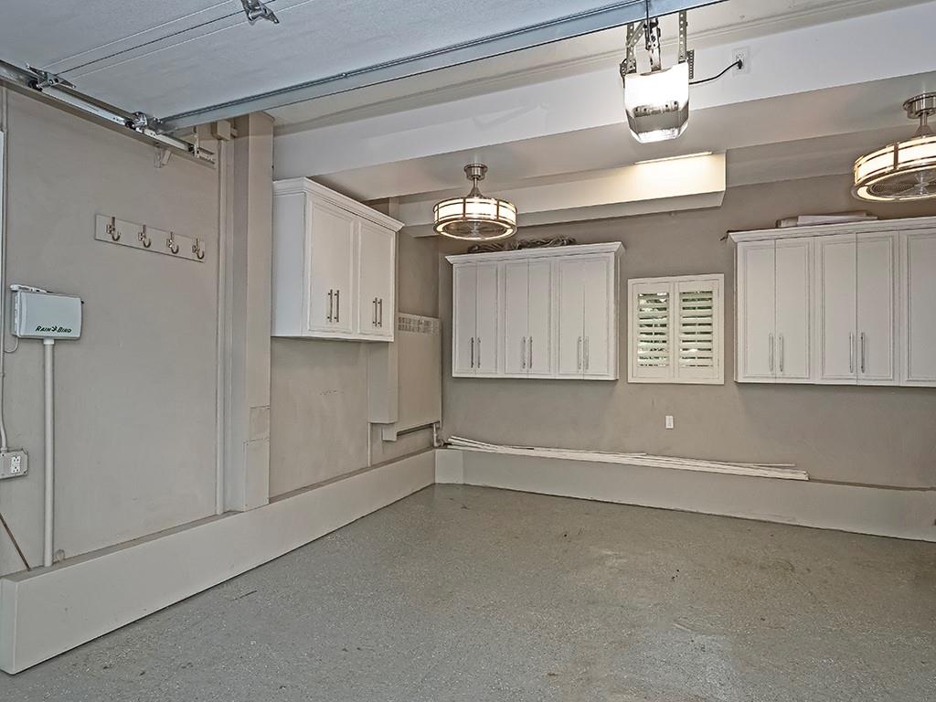 1174 Washington Road Pittsburgh, PA 15228 - Photo 43 of 47 a view of an empty room with a window