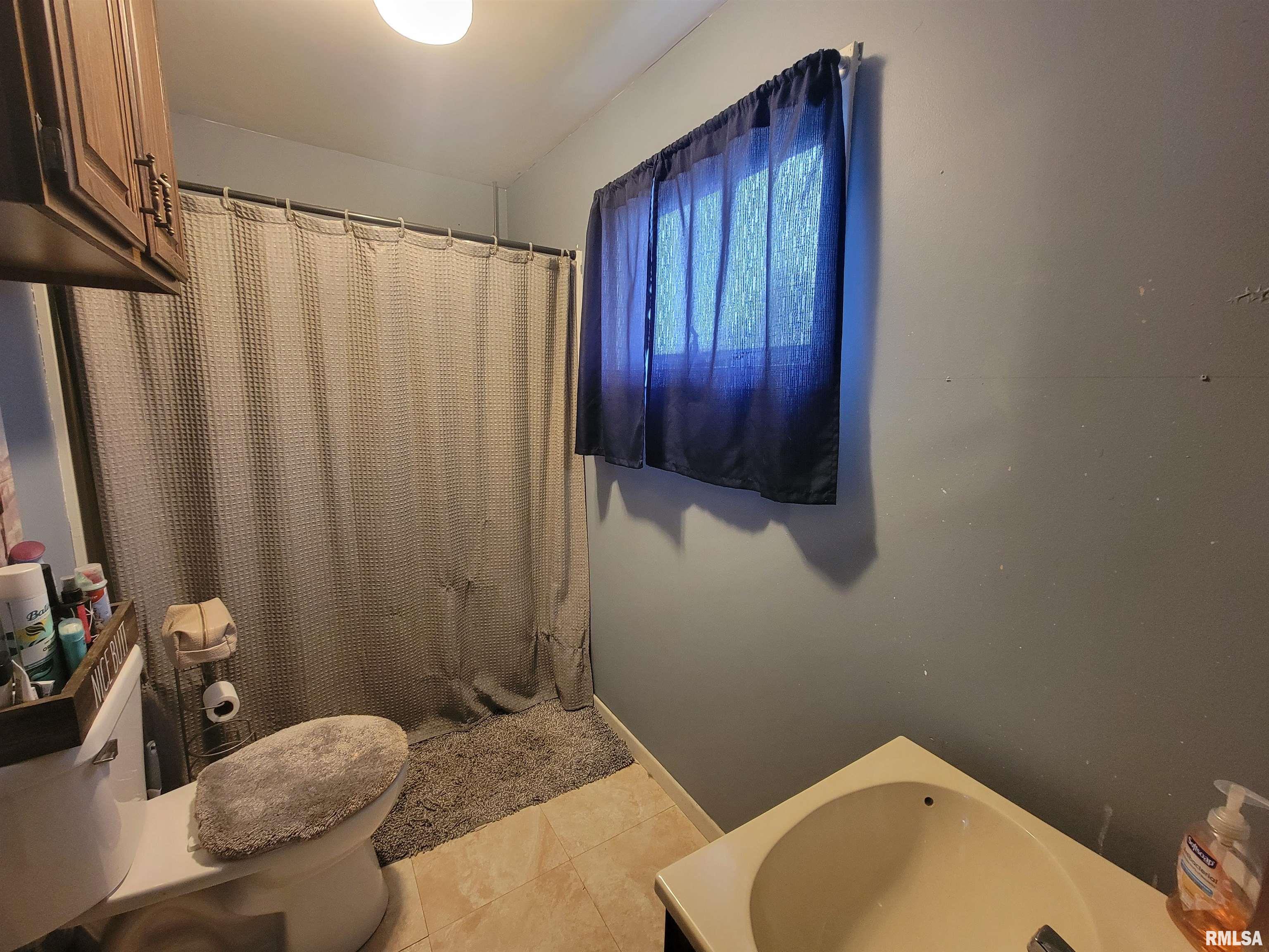 720 19th Avenue Fulton, IL 61252 - Photo 6 of 14 Gallery Image 6