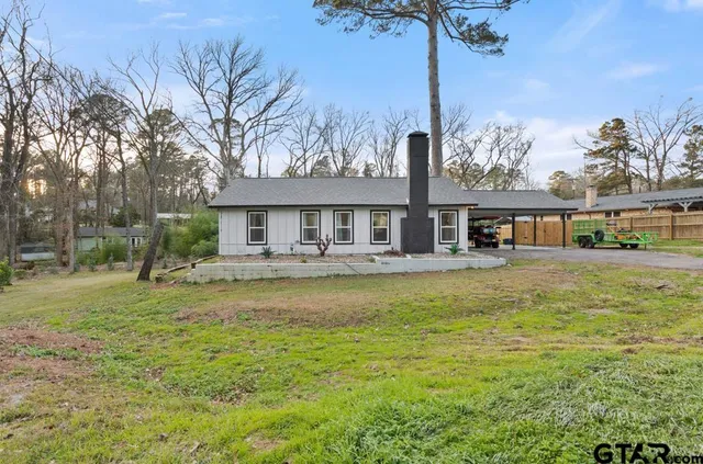 $269,900 | 1452 Tanglewood Drive East, Hideaway, TX 75771