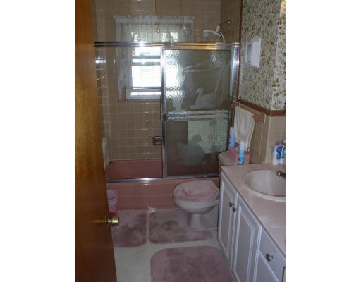 3 Sandra Road Peabody, MA 01960 - Photo 16 of 19 Gallery Image 16