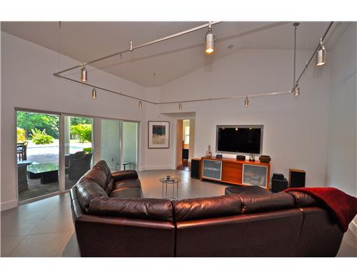 6118 Southwest 173rd Way Southwest Ranches, FL 33331 - Photo 4 of 25 Den/Family/Great Room