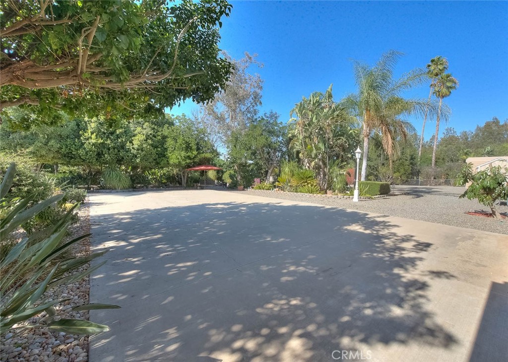 17292 Bali Drive Riverside, CA 92504 - Photo 36 of 75