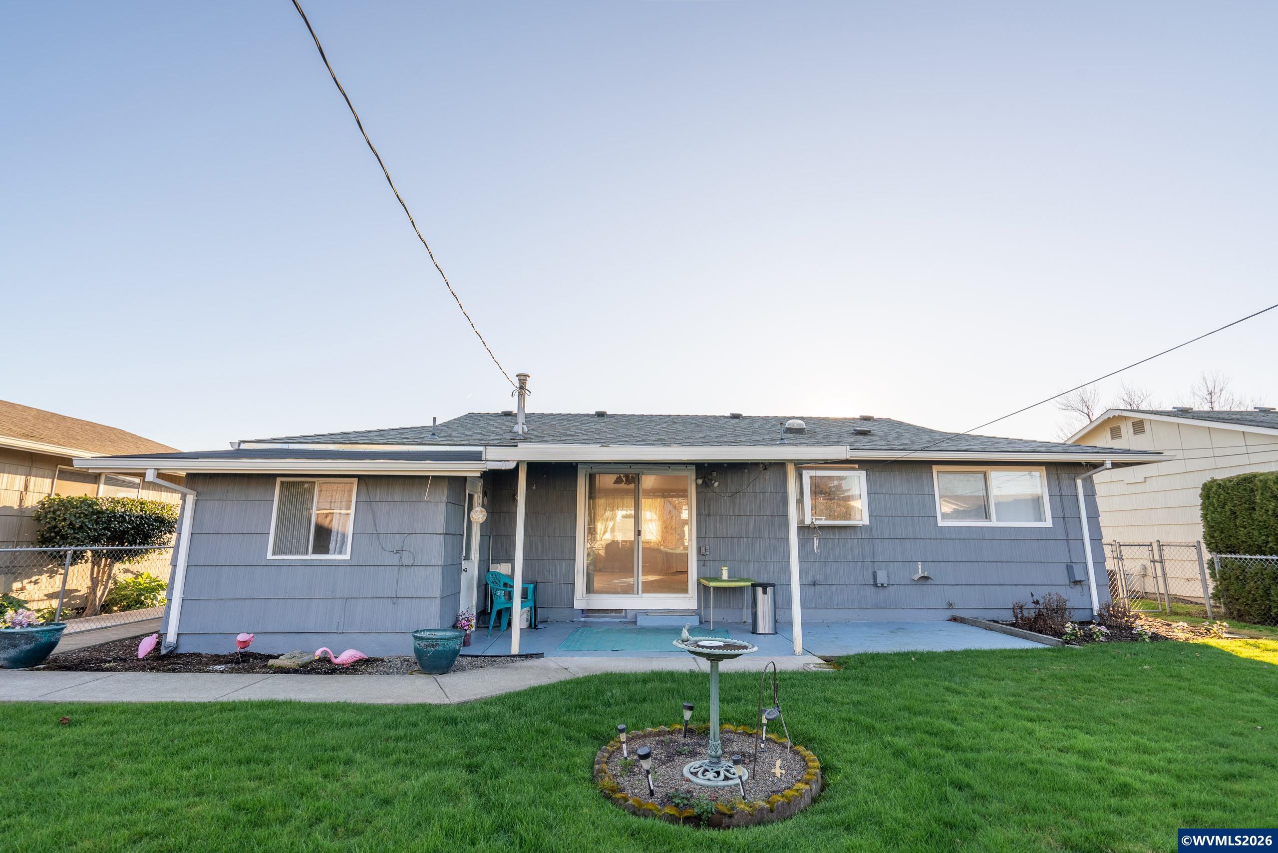 1379 Sallal Road Woodburn, OR 97071 - Photo 4 of 26 Gallery Image 4