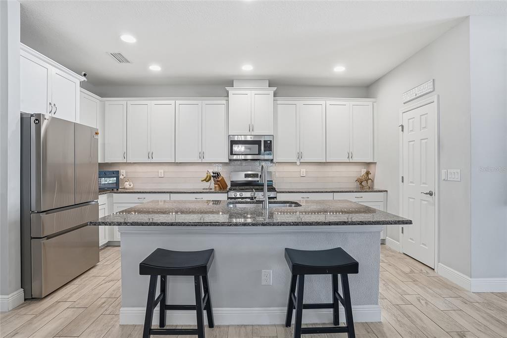 6318 Springline Place Apollo Beach, FL 33572 - Photo 7 of 42