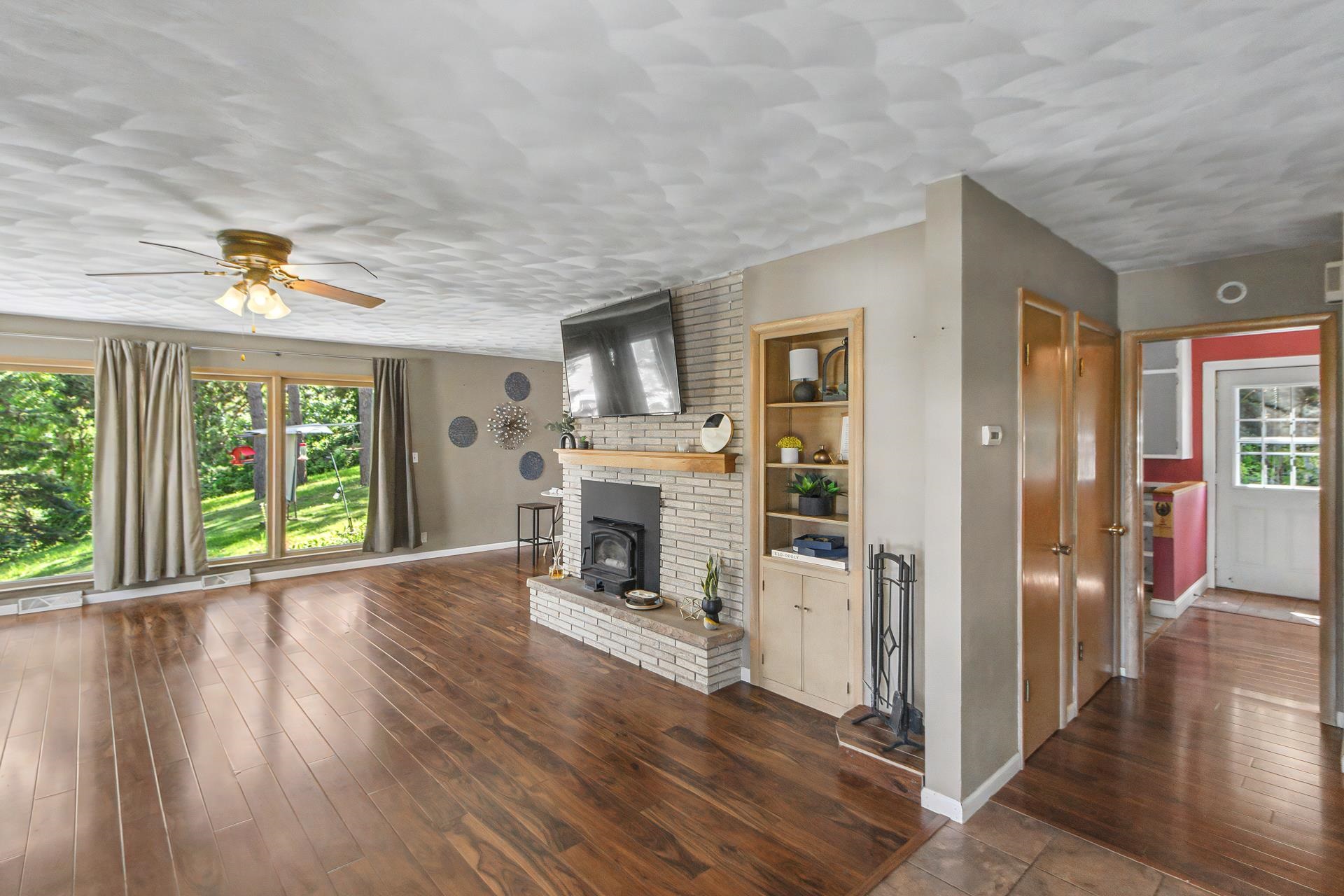 521 Wells Street Rio, WI 53960 - Photo 6 of 63