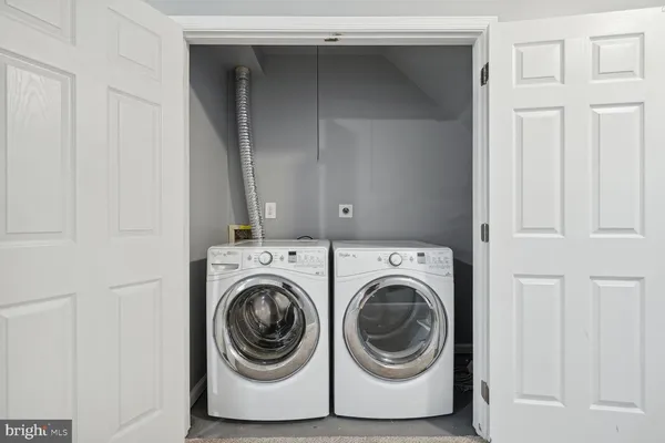 $3,300 | 7706 Hickory Glen Way, Springfield, VA 22153