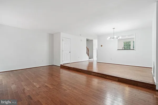 $3,300 | 7706 Hickory Glen Way, Springfield, VA 22153